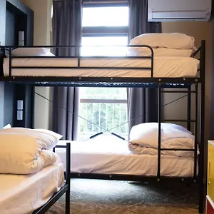  Hostal Unagi